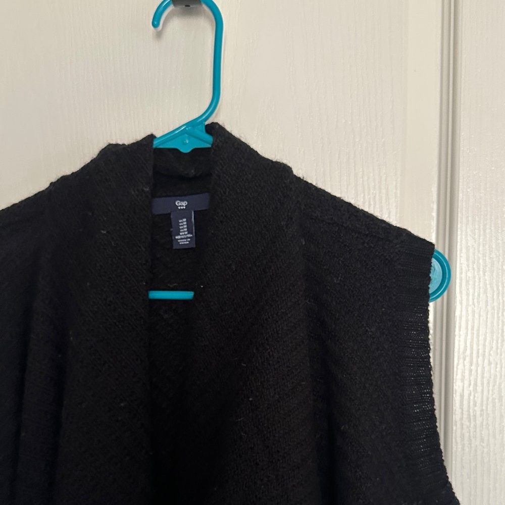 GAP Women's Elegant Black Poncho